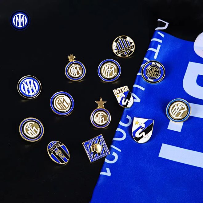 舍甫琴科：我热爱圣西罗，收购它对米兰和意大利足球都很重要（舍甫琴科：钟爱圣西罗，收购该球场对米兰与意大利足坛意义重大）