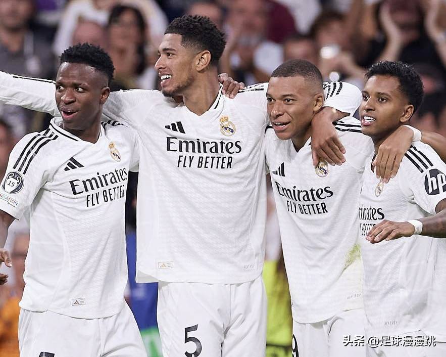 世界杯官方发布直通队伍集结海报：42个国家，同一个梦想（世界杯官宣直通队伍集结海报：42国，共逐同一梦想）