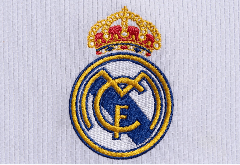 美因茨2-1逆转佛罗伦萨，李在城补时绝杀，霍勒巴赫破门（李在城补时绝杀，霍勒巴赫建功，美因茨2-1逆转佛罗伦萨）