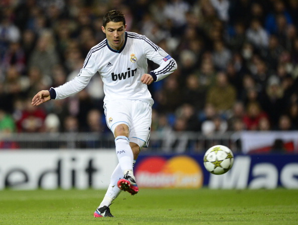 赖斯：我们在幕后有领导小组，比赛日的时候会各抒己见（赖斯：队内有领袖小组，比赛日大家畅所欲言）