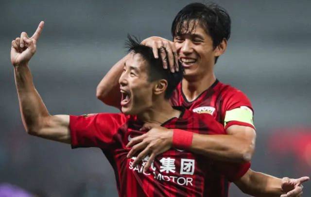 米体：斯帕莱蒂想让布雷默周末直接首发，但队医建议谨慎行事（米体：斯帕莱蒂希望让布雷默本周末直接先发，队医建议保守处理）